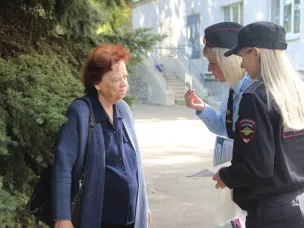 Павловские полицейские и общественники провели беседу с пенсионерами